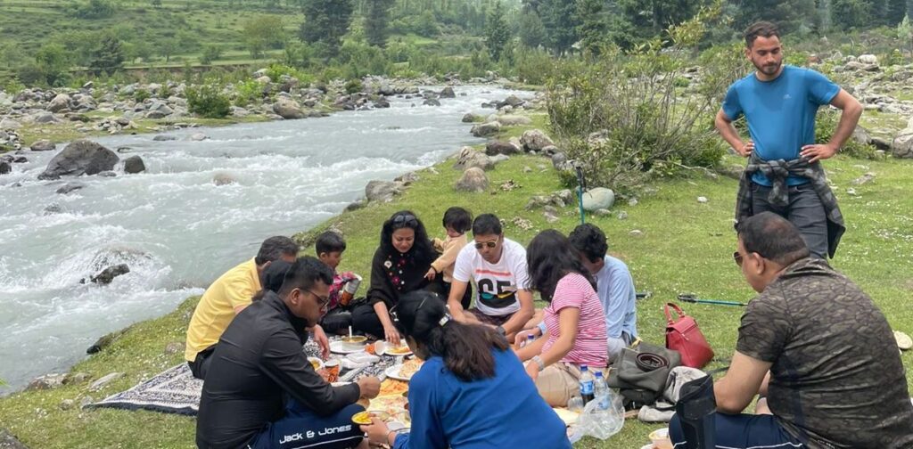 maanipal-day-hike-from-pahalgam